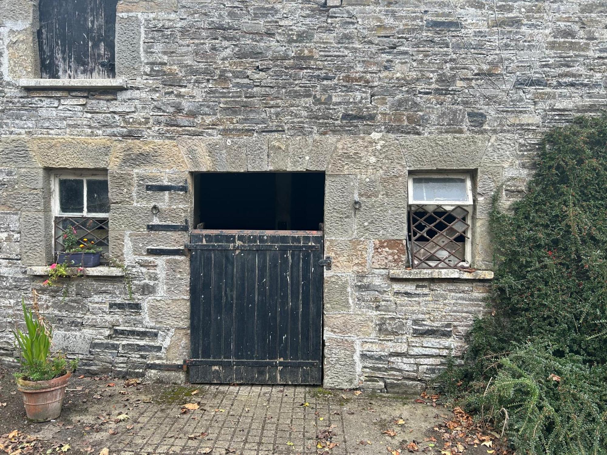The Groom'S Cottage 纳文 外观 照片